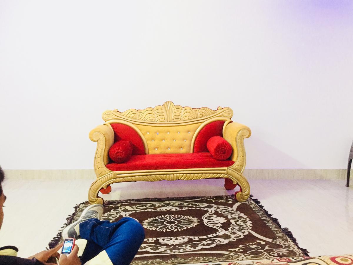Pardhan Guest House バラバンキ エクステリア 写真